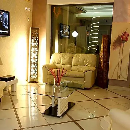Hotel Busignani 3*