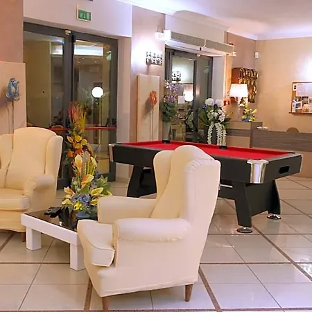 Hotel Busignani 3*