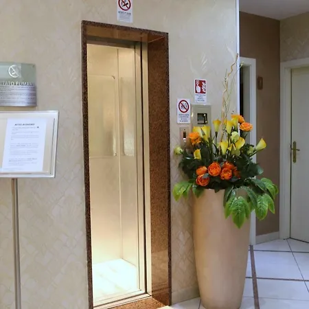 Szálloda Busignani 3*