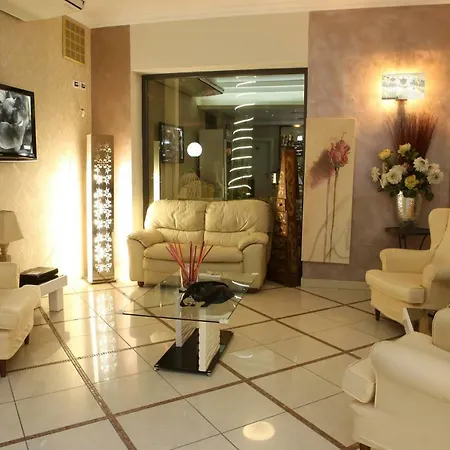 Отель Busignani