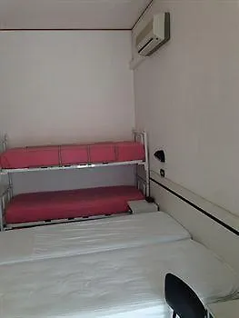 מלון Busignani רימיני